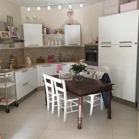 Apartmán A 100 Metri Dal Mare... Con Giardino *